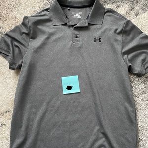 Men’s under armour shirt